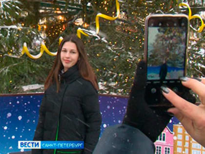 15-летняя крымчанка Ульяна Каминская приехала в Петербург в рамках проекта "Ёлка желаний"