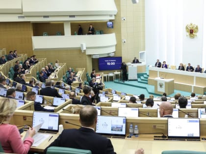 Совет Федерации единогласно одобрил закон о приостановке  участия России в ДСНВ