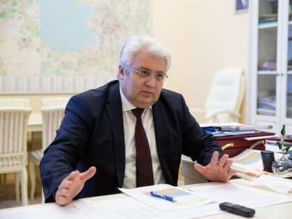 Олег Эргашев взял на личный контроль лечение пострадавших в ДТП с автобусом на Беринга