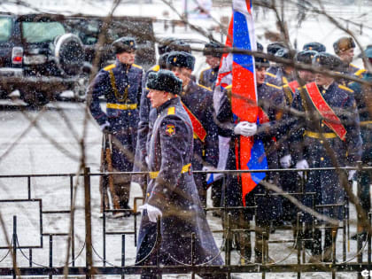 «Яблоко» предложило амнистировать осужденных за фейки о ВС РФ — в Госдуме предложили закрыть «Яблоко»