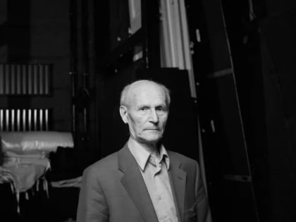 Легендарный сотрудник БДТ Велимеев скончался после падения на льду