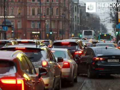 Дороги перекроют для автомобилей в трех районах Петербурга с понедельника