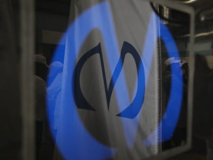 Движение поездов метро от станции «Чкаловская» до станции «Садовая» остановлено