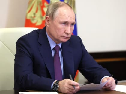 Владимир Путин подписал закон о сохранении повышенных пенсий участникам СВО