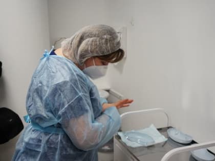 В Петербурге менее 700 человек заразились COVID-19 за сутки