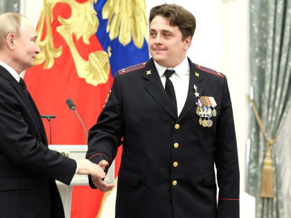 Путин в Кремле вручает государственные награды. В списке — Матвиенко, Сигал и Гладков