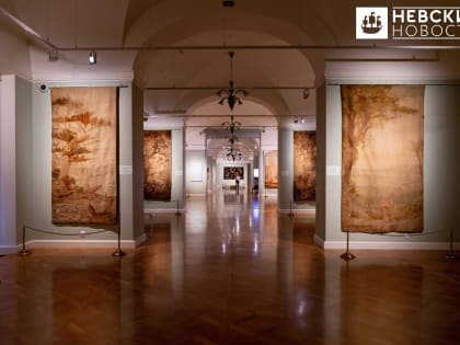 Искусство, чердак и волшебный лифт: Эрмитаж показал скрытые от глаз посетителей уголки дворца