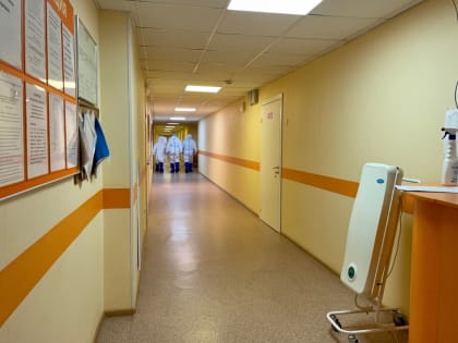 Суточное число зараженных ковидом сократилось в Ленобласти в два раза