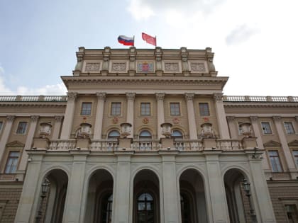 Депутаты Петербурга утвердили закон о грантах для развития одаренных детей и молодежи