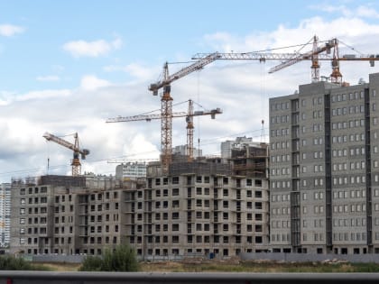 Молодая семья из Северодвинска получила первую арктическую ипотеку на Северо-Западе