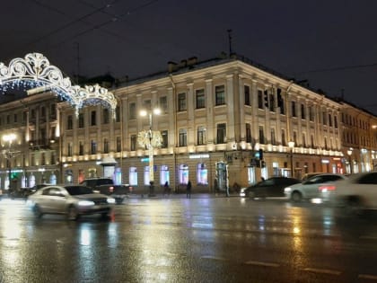 В самом центре Петербурга отказали светофоры