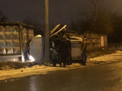 Мокрый снег спровоцировал в Петербурге аномальные пробки