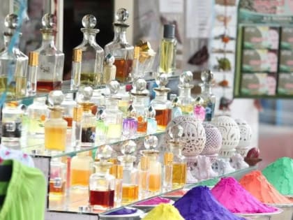 В Музее Анны Ахматовой появился новый цикл экскурсий «Красный. Пепел. Акварель»