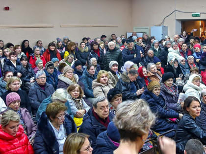 Закон Беглова о реновации не поддержали в Курортном районе, в Смольном задумались о новой тактике