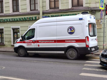 Трехмесячную девочку в Петербурге госпитализировали с инфекцией, но обнаружили пролом черепа