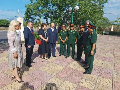 Стартовал визит делегации Санкт‑Петербурга во Вьетнам