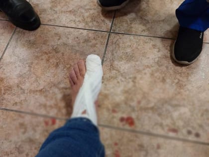 Кровь на паркете. Бывших единороссов не хотят пускать на выборы в Адмиралтейском