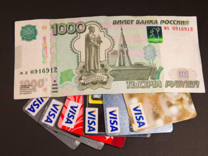 Правкомиссия одобрила порог в 100 тысяч рублей для переводов без открытия банковского счета