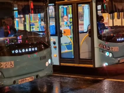 Петербуржцам напомнили, как будет работать общественный транспорт в ночь на Рождество
