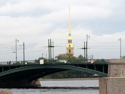 В Петербурге объявлен «желтый» уровень погодной опасности