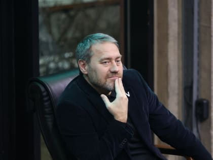 Петербургские депутаты рассмотрят инициативу о разрешении водителям такси работать без постоянной регистрации