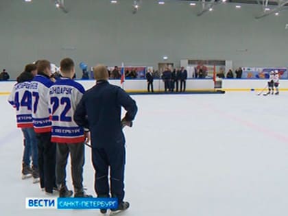 Александр Беглов принял участие в открытии нового катка на Васильевском острове