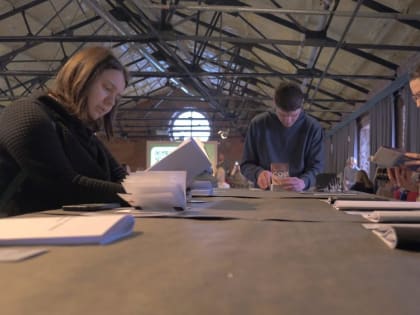 На выставку за «тетрадью»