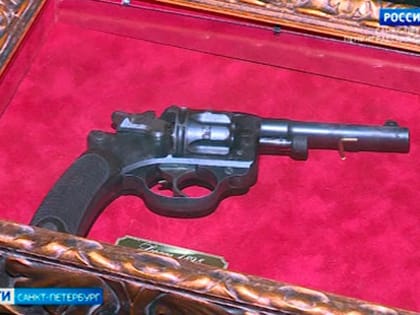 Сотрудники ФСБ пополнили коллекцию Военно-исторического музея артиллерии