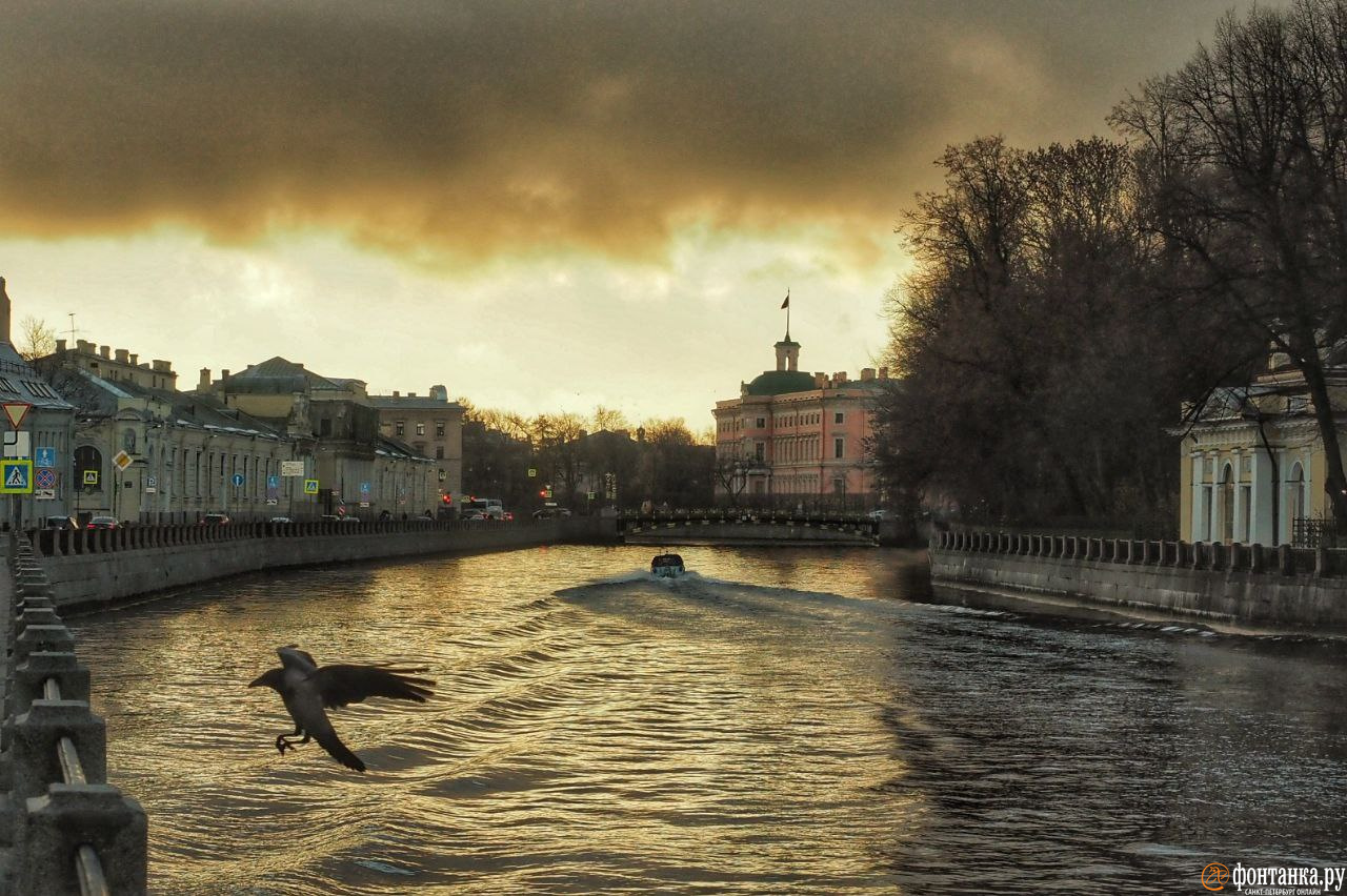 Дай питер. Санкт-Петербург в ноябре. Петербург в ноябре фото. Питер ноябрь 2022. Солнечный ноябрь.