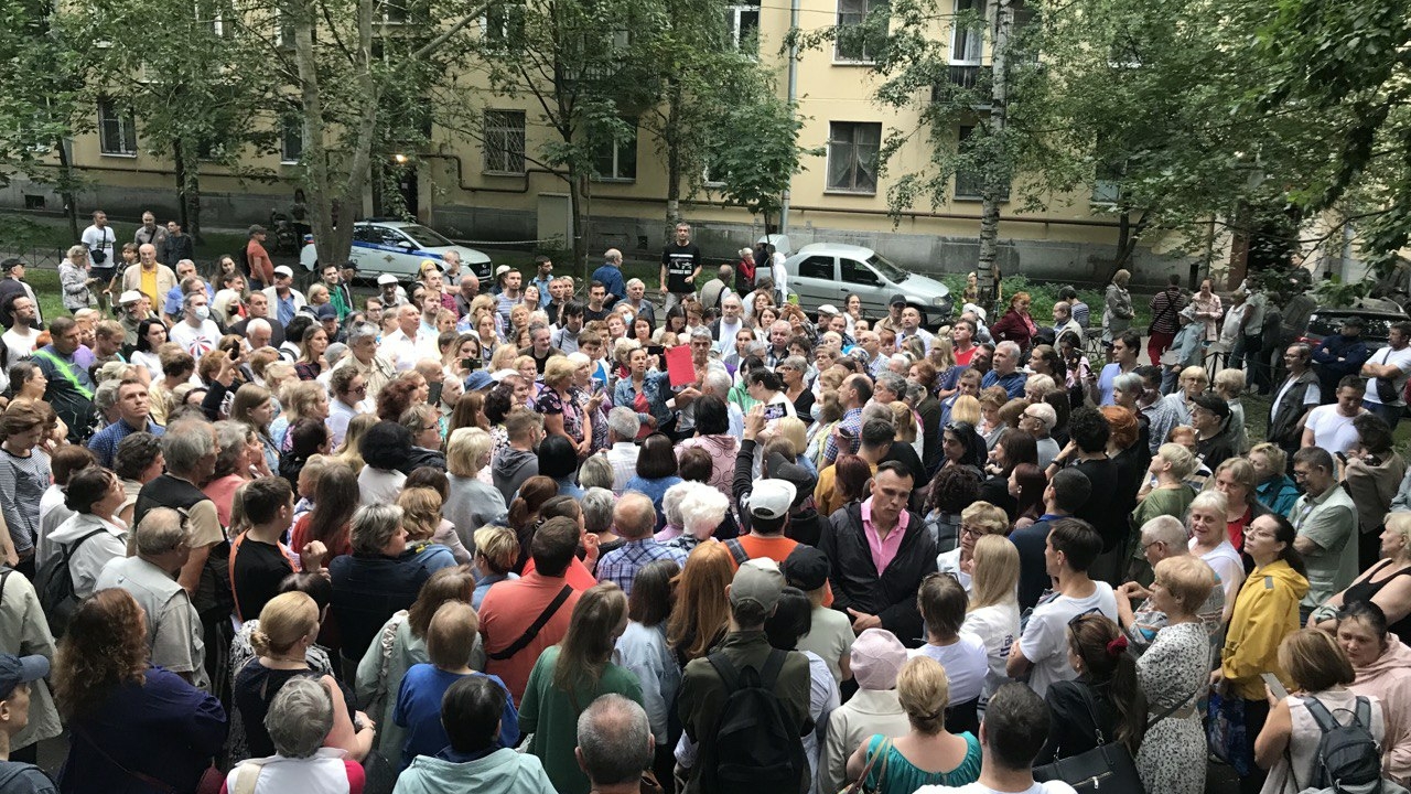 Петербургские новости. Митинг. Жители Санкт-Петербурга реновация. Питерские люди. Реновация СПБ.