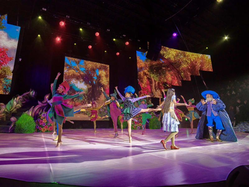 Новогодний спектакль