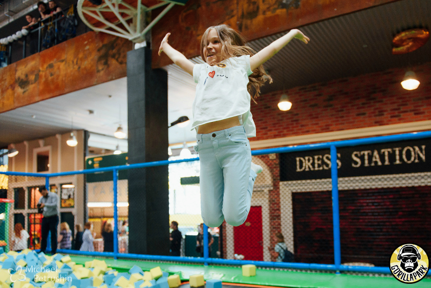 Gorilla Park в ТРК 5 Озёр