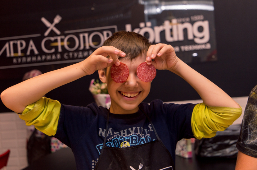 Игра Столов