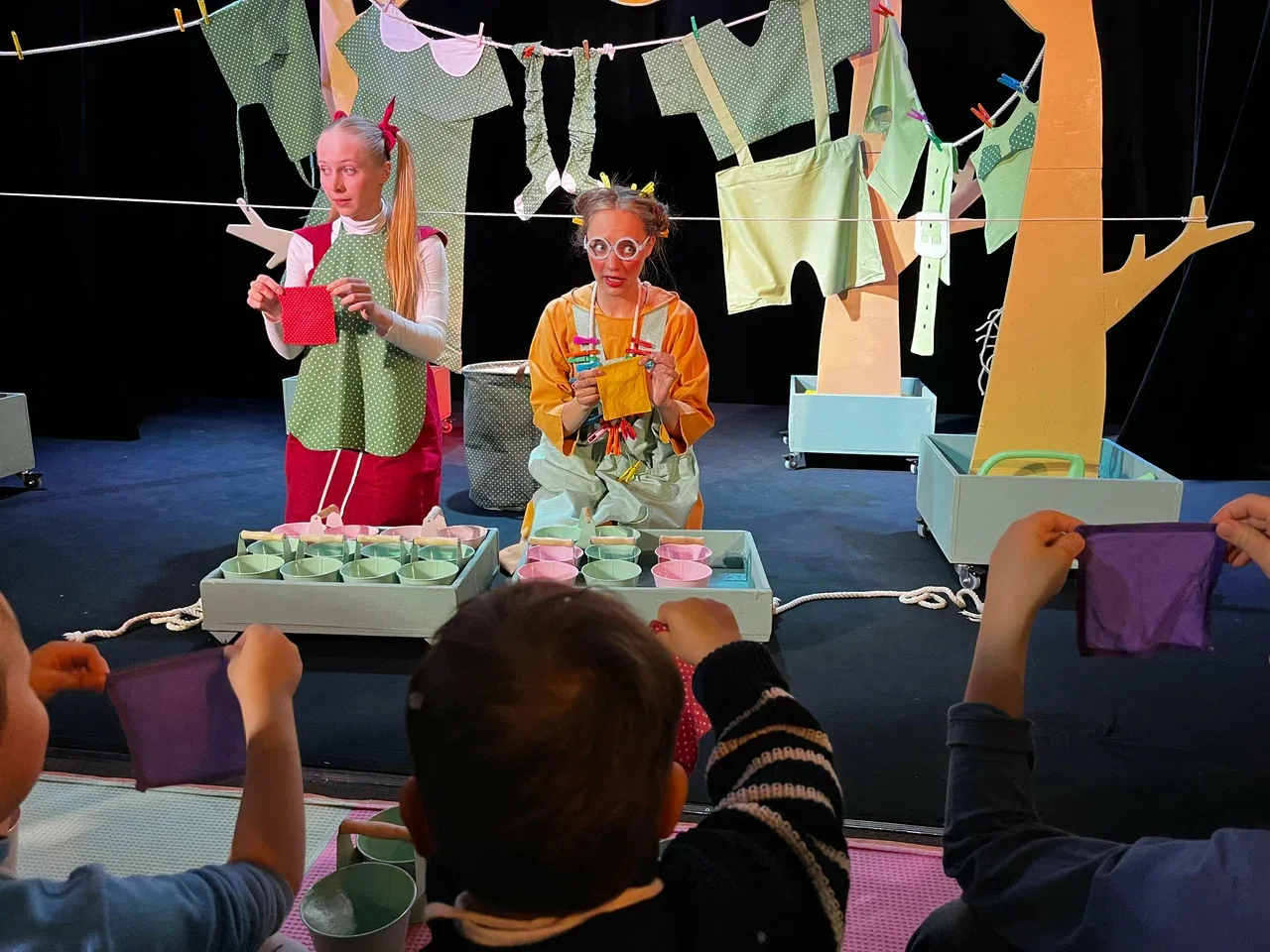 Жёлтый квадрат