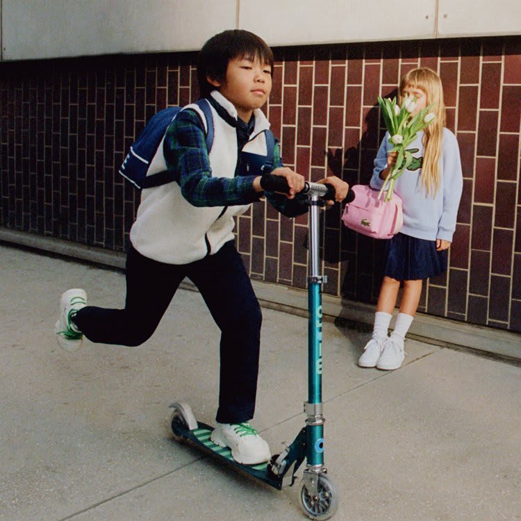 أطفال لاكوست