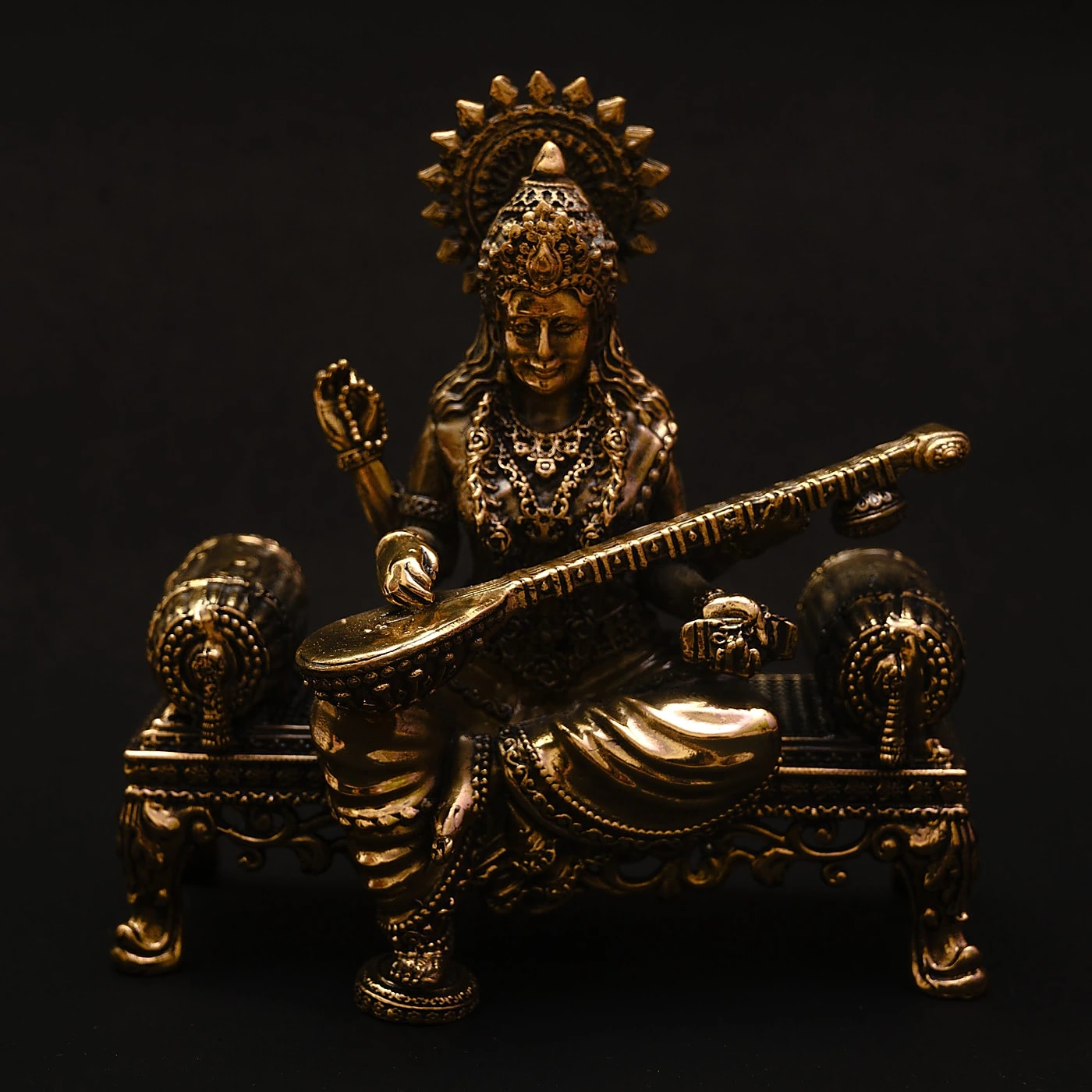 antique-brass-veena-saraswati-idol