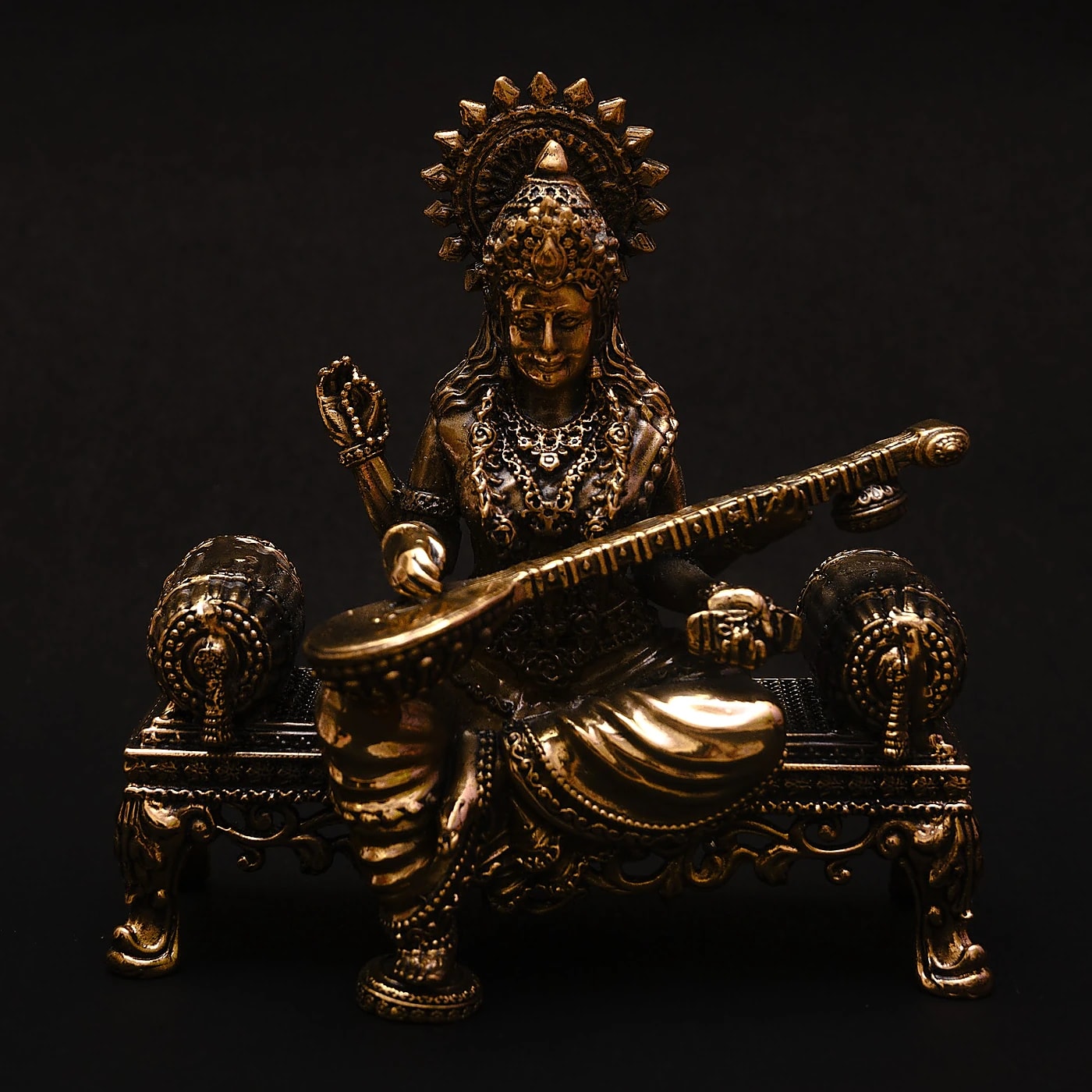 antique-brass-veena-saraswati-idol