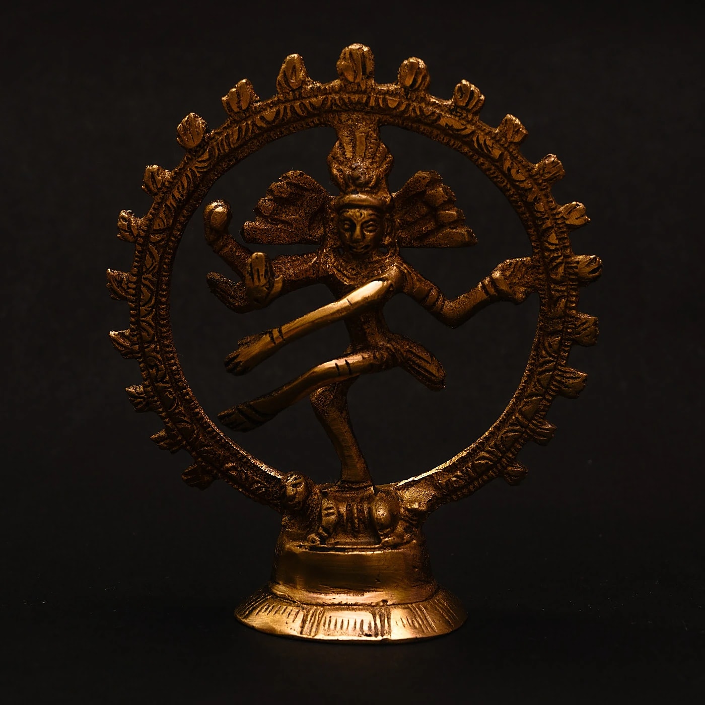 cosmic-tandava-brass-nataraja-idol