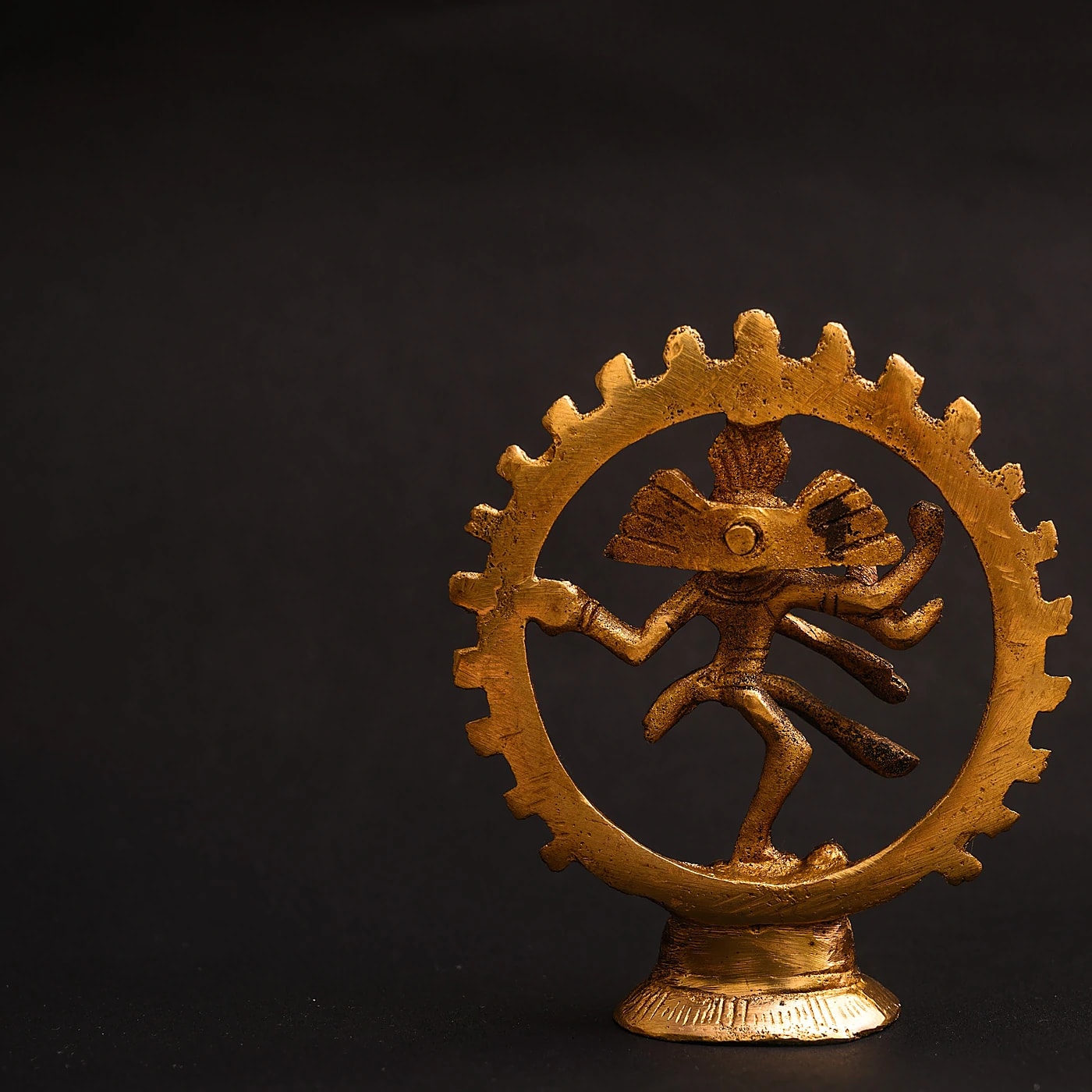 cosmic-tandava-brass-nataraja-idol