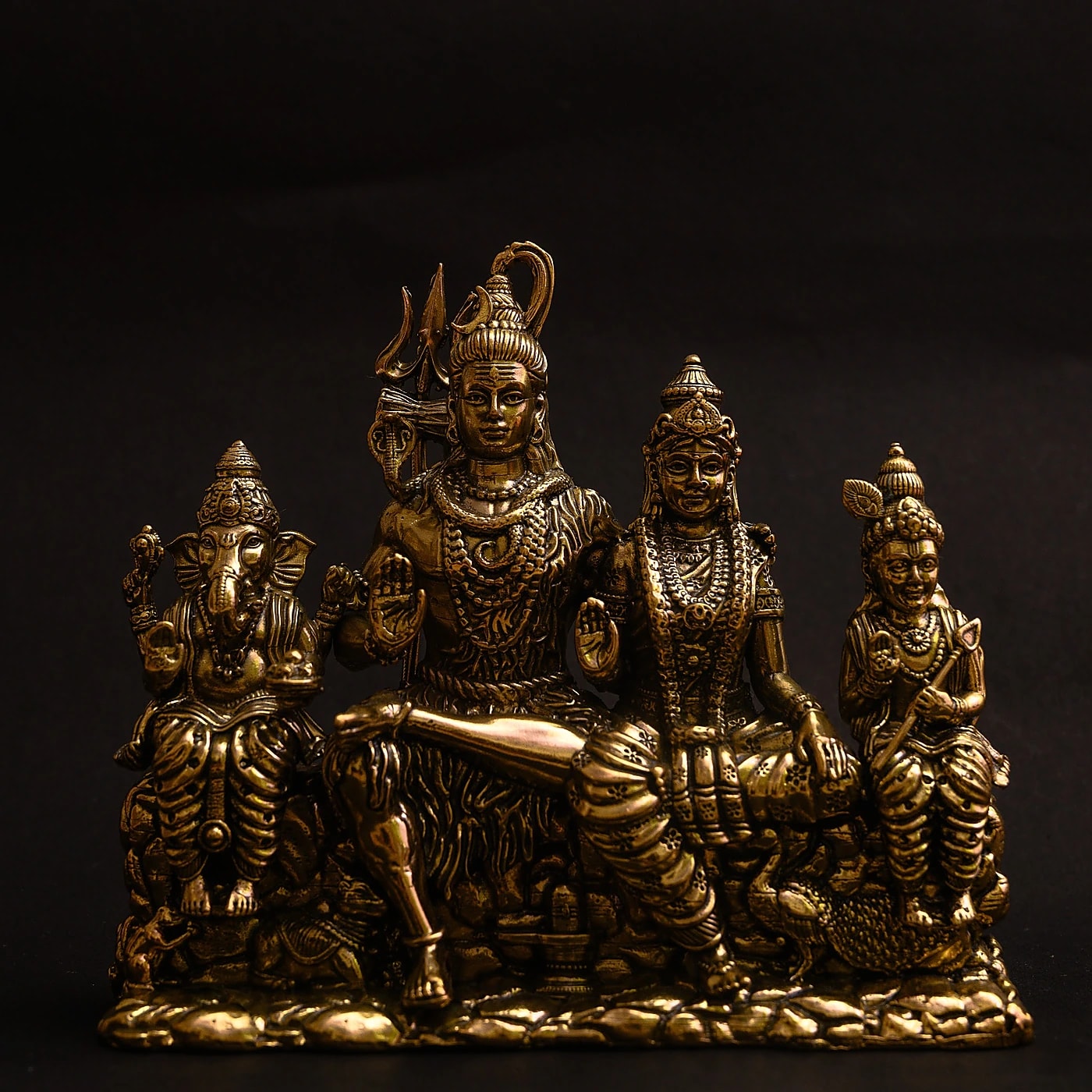 divine-brass-kailash-shiva-parivar-idol