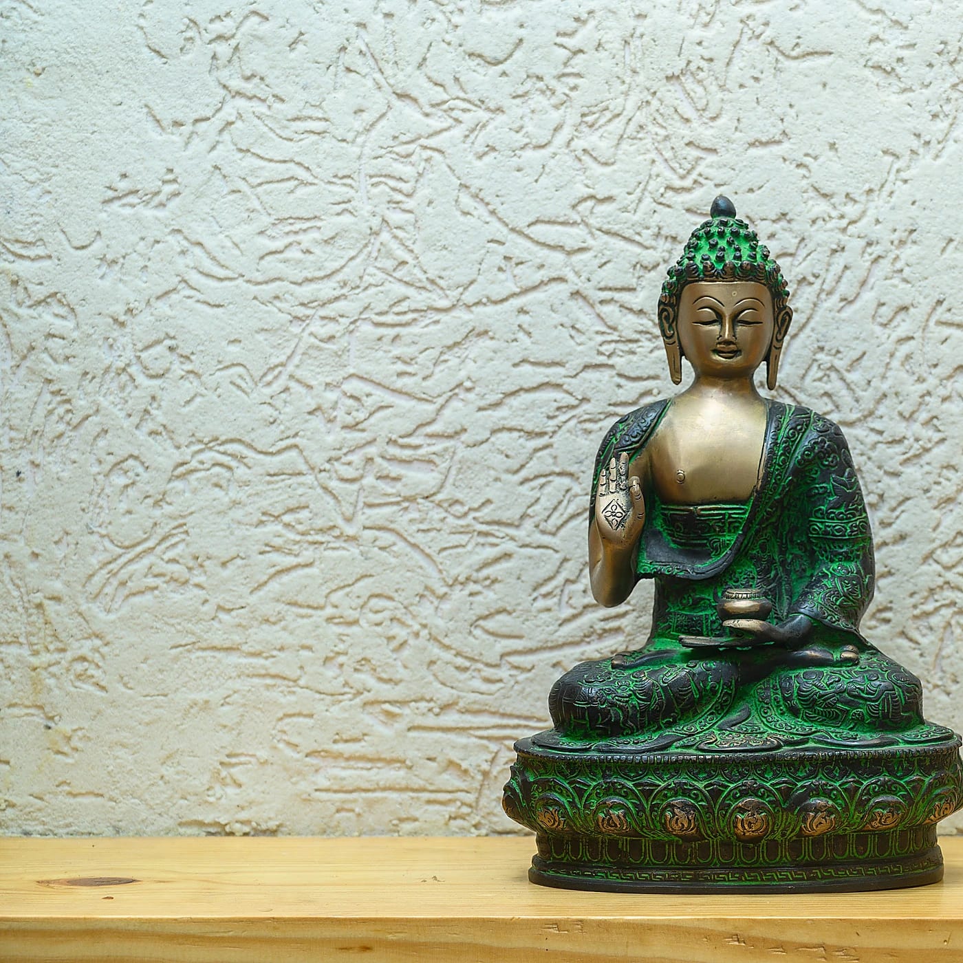 verdigris-patina-meditating-buddha-idol