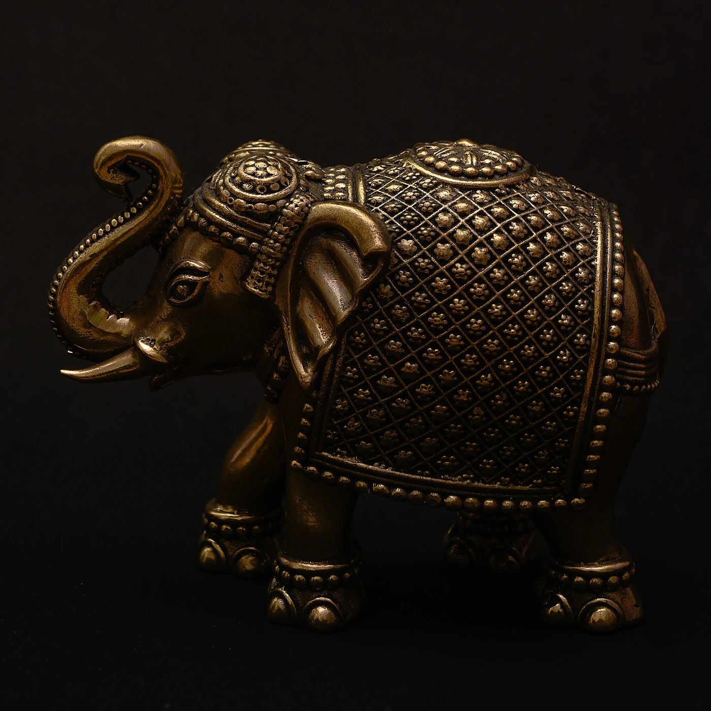 vintage-hand-carved-brass-royal-elephant