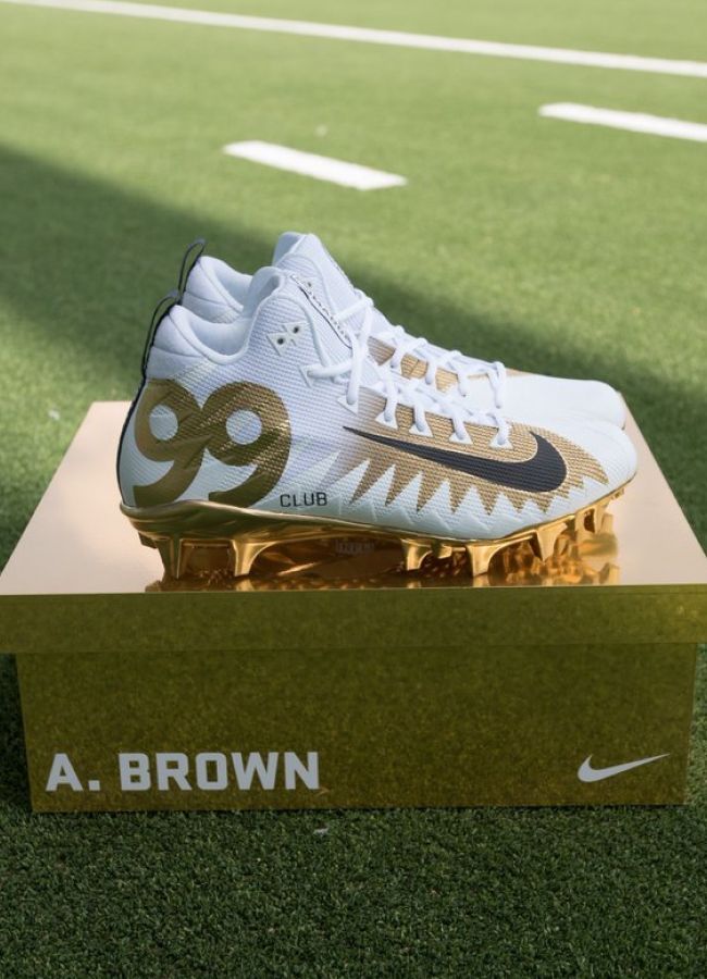 Capital Experiencias - La Liga MVP sortea Nike Madden 99 Club NFL Cleats