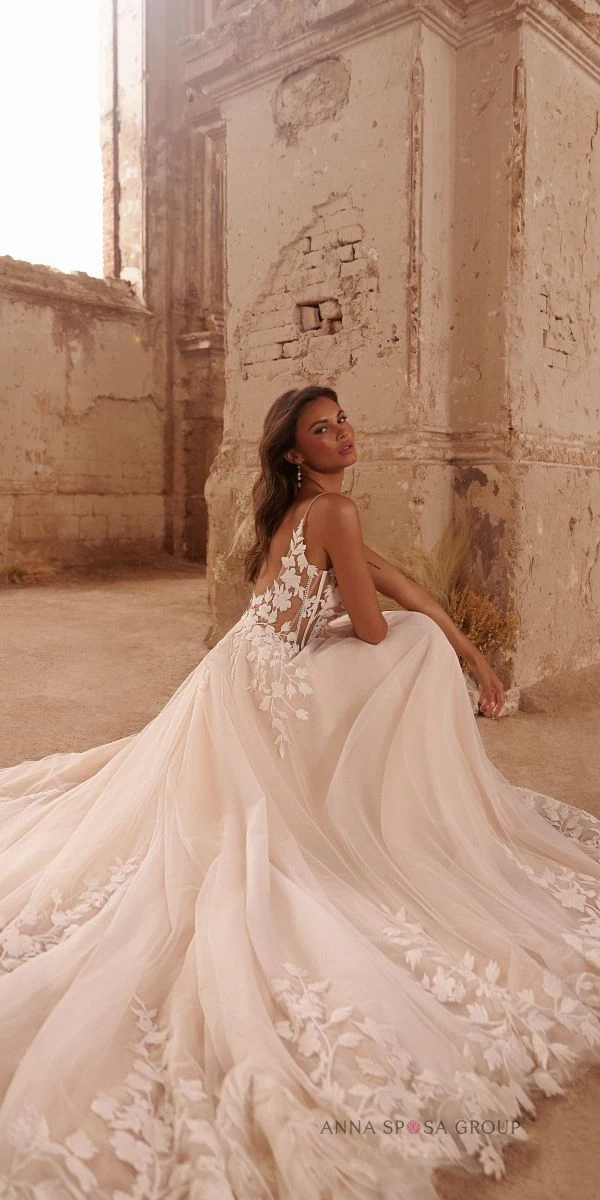 Tulle pailleté et élégance princesse – robe Emile signée Anna Sposa – essayage chez Monica Mariage