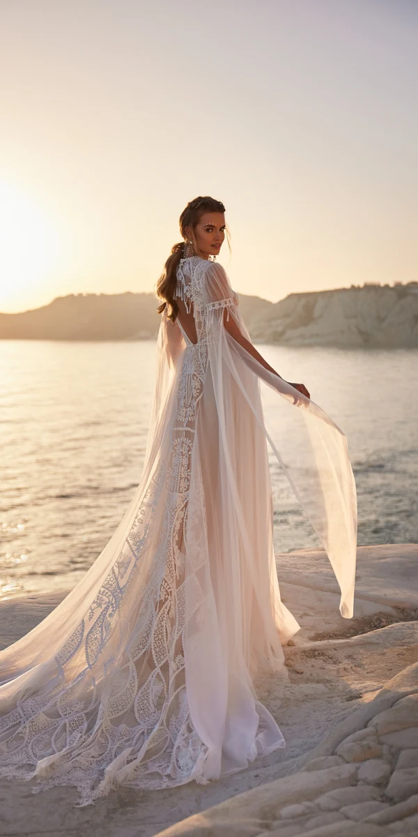 Dos ouvert et traîne dentelle florale robe bohème créatrice près de Toulouse