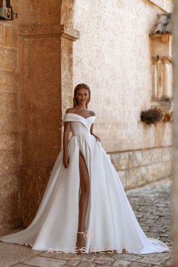 Robe de mariée pas cher modèle Brenda (Taille 36-40)