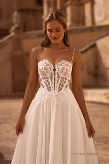 Robe de mariée sur-mesure Bogdana - Monica Mariage 