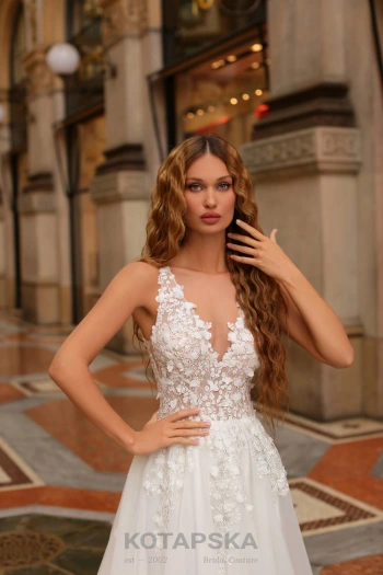 Robe de mariée pas cher modèle Roxane en mousseline (Taille 38) sans traine