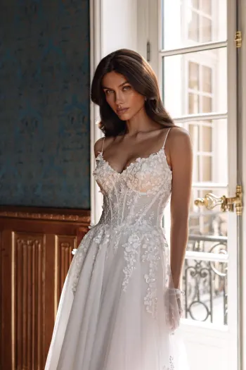 Robe de mariée pas cher modèle Madga (Taille 36-38)