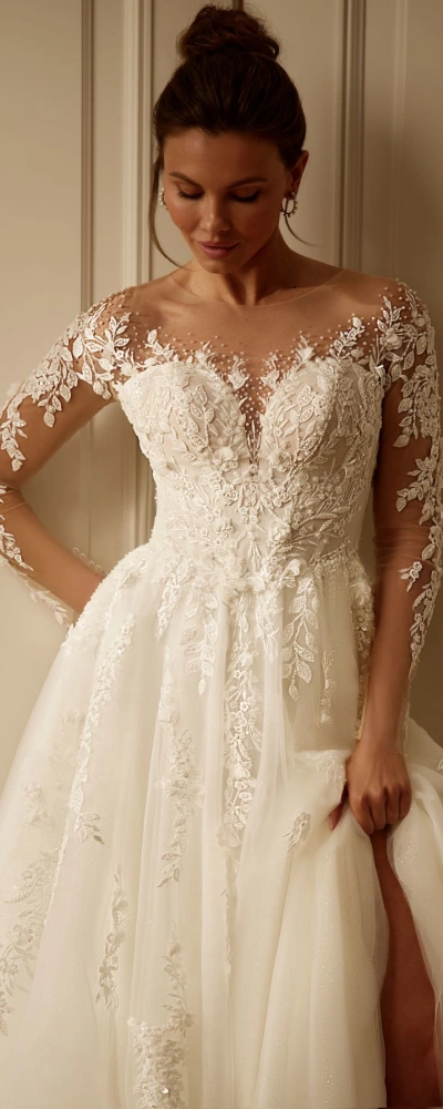 Manches longues en tulle et dentelle de la robe de mariée Sirocco